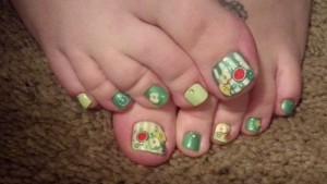 Пролетно разубавување на ноктите на вашите стапала