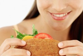 Кога сме среќни јадеме повеќе