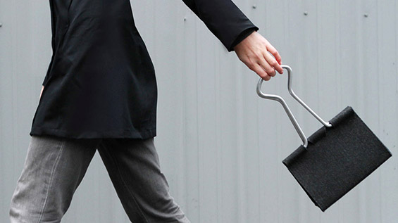 (6) Совршена чанта за жени-воркохолици :)