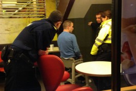 Луѓе заглавени во сопствената глупост