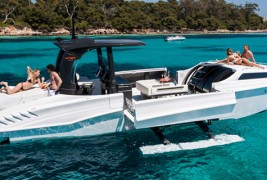 Компактна јахта за луксузно уживање