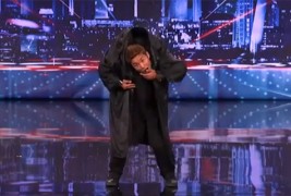 Неверојатни танцувачки потези во изведба на американското шоу за таленти