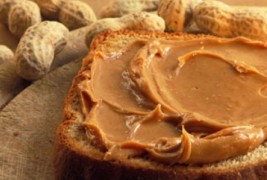 4 причини за да јадете путер од кикиритки