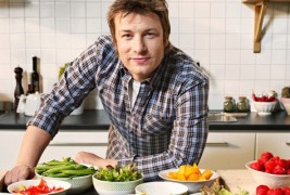 Џејми Оливер ве мотивира да готвите и да се храните здраво