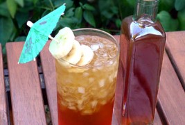 Домашен ликер од рум и банани