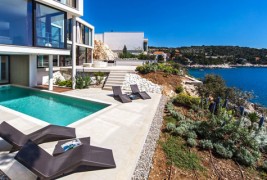 Елегантна вила за луксузен одмор во Хрватска