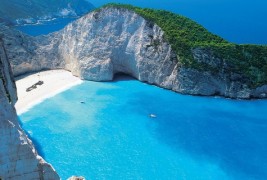 Плажата на бродоломот