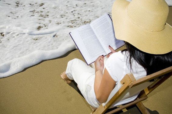 12 научно докажани факти дека читањето го подобрува животот