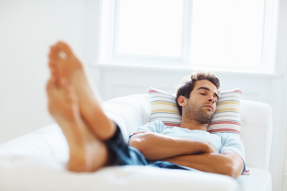 Попладневната дремка го елиминира стресот