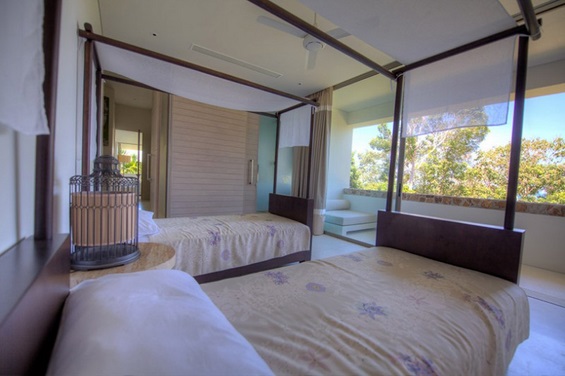 Модерна вила за тропско уживање во Тајланд