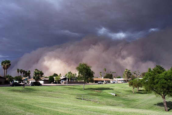 Застрашувачки фотографии од песочни бури