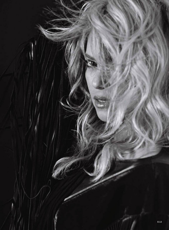 Фотосесија со Шакира за насловната страна на магазинот „Elle“