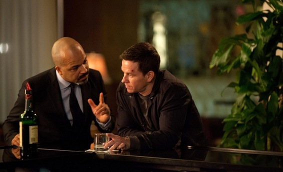 Филм: Уништен град (Broken City)