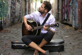 Музички стихови: Кога ќе ја пуштиш да си замине – Песинџер (Let Her Go – Passenger)