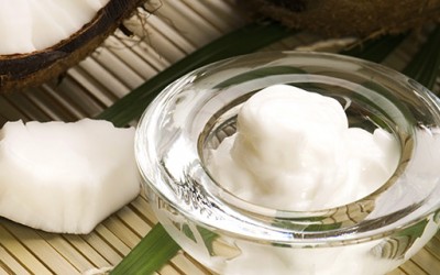 Благодетите на кокосовото масло – 100+ примени и придобивки