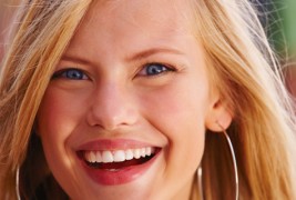 Како да имате природна насмевка на фотографиите?