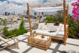 Модерни лежалки и кревети за удобно уживање во вашиот двор