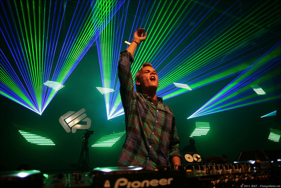 Музички стихови: Разбудете ме – Авичи (Wake Me Up – Avicii)