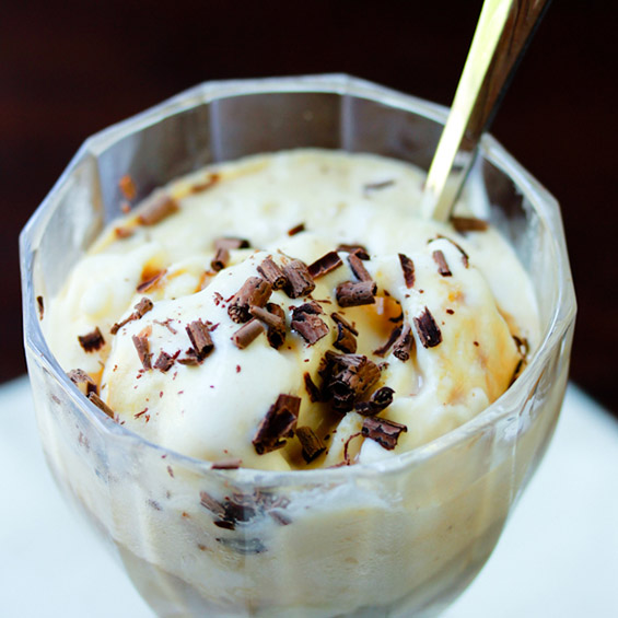 Сладолед потопен во кафе (Affogato al Caffè)