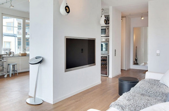 Минималистички стан во Шведска кој зрачи со топлина