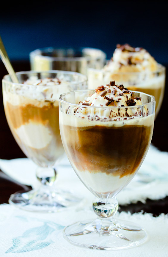 Сладолед потопен во кафе (Affogato al Caffè)