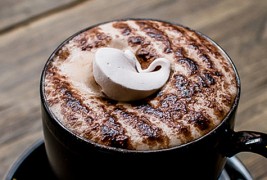 Понеделничка кофеинска инспирација