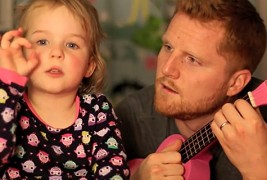 Преслатко мало девојче во необичен дует со својот татко