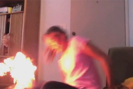 Вистината за видеото во кое девојката се самозапалува танцувајќи