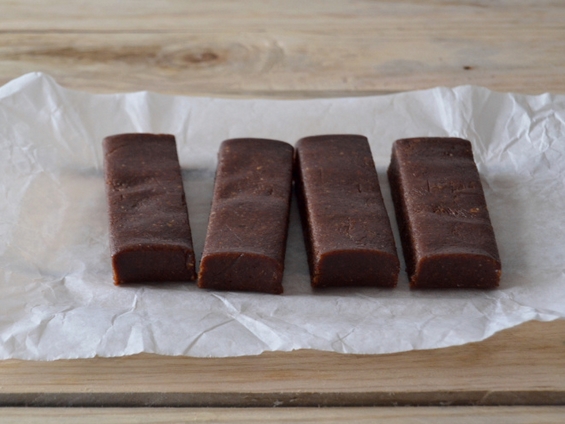 Енергетски чоколатца кои можете да ги направите дома