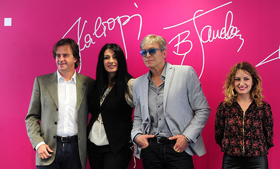 T-Mobile објави партнерство со Калиопи, Владо Јаневски и Венера Лумани