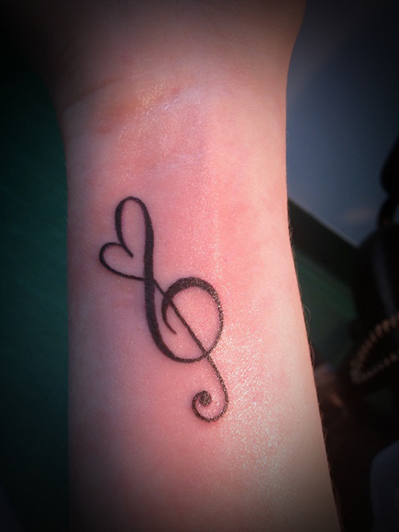 Музички тетоважи за вљубениците во музиката