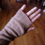 Што да правите со старите излитени чорапи