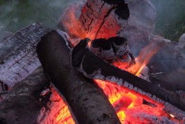 5 начини да запалите оган со помош на вода