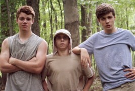 Филм: Кралеви на летото (The Kings of Summer)