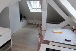 Шармантно станче на поткровје во Париз