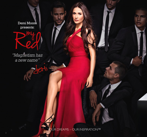 „My Red“ – сензуален парфем од холивудската дива Деми Мур 