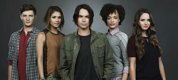 ТВ серија: Рејвенсвуд (Ravenswood)