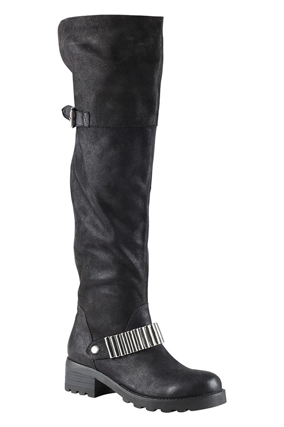 Есенски тренд – високи чизми (ФОТО)