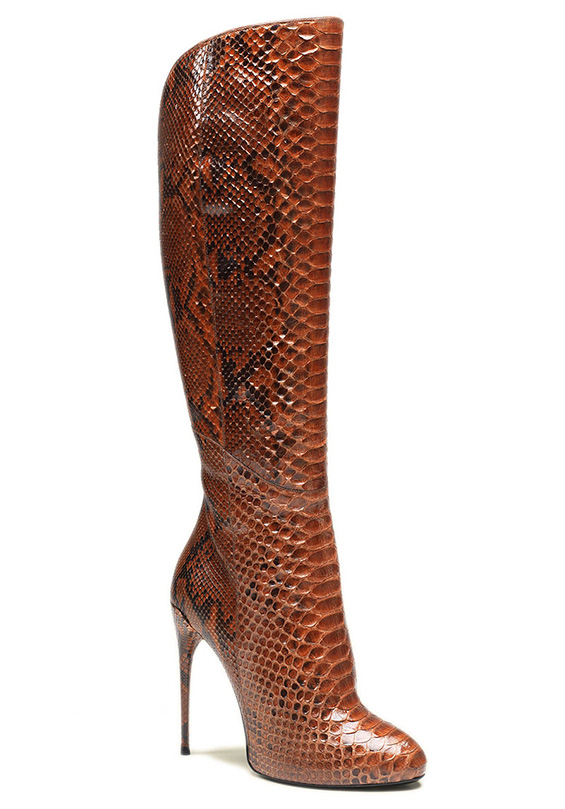 Есенски тренд – високи чизми (ФОТО)