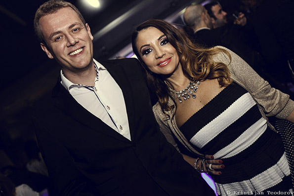 Црно-белата журка „Shape“ ќе ја одбележи годината