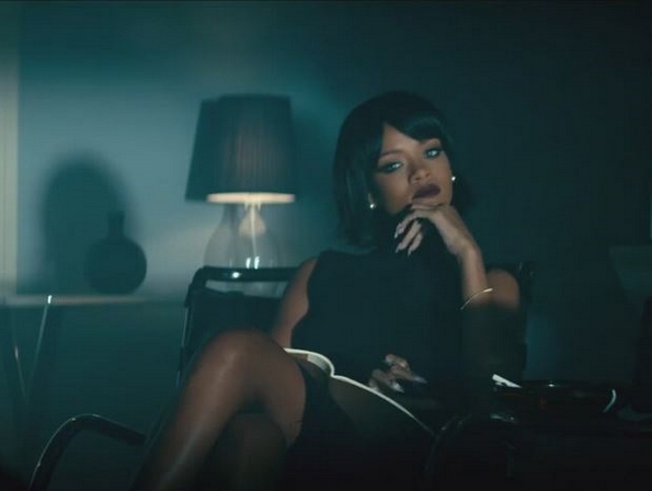 Ријана е секси психијатарка на Еминем во спотот за „The Monster“