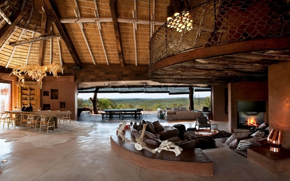 Луксузна колиба лоцирана во африканската дивина