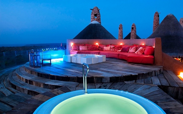 Луксузна колиба лоцирана во африканската дивина