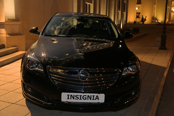 Ексклузивно презентирани новата Opel Insignia и Opel Cascada