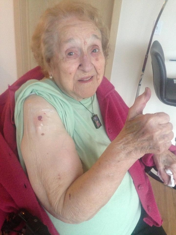 Како една луда бабичка го прославила 103-от роденден?