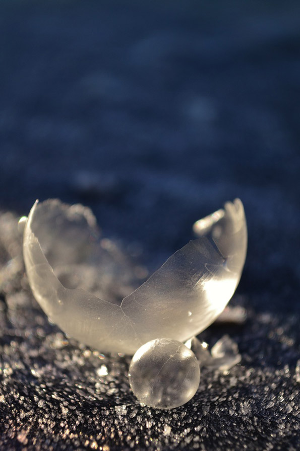 Неверојатни фотографии од замрзнати балончиња од сапуница