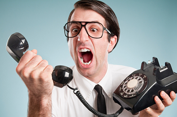Како да прекинете здодевен телефонски разговор?