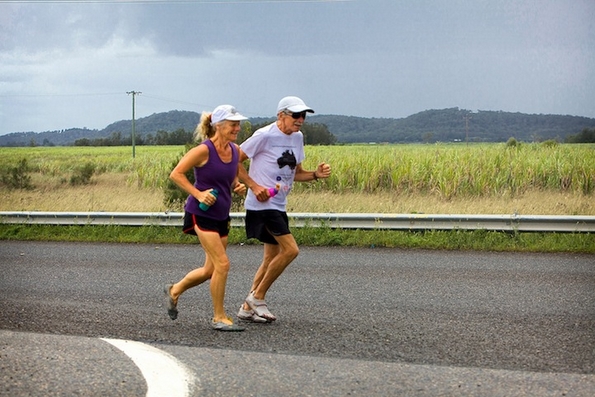 Преживеала рак, па трчала маратон 366 дена по ред