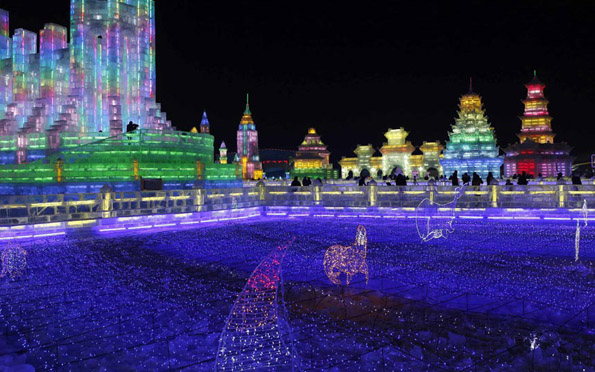 Магичниот фестивал на снегот и мразот во кинескиот град Харбин