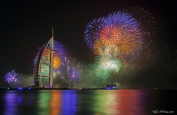 Како Дубаи го сруши светскиот рекорд со новогодишниот огномет?